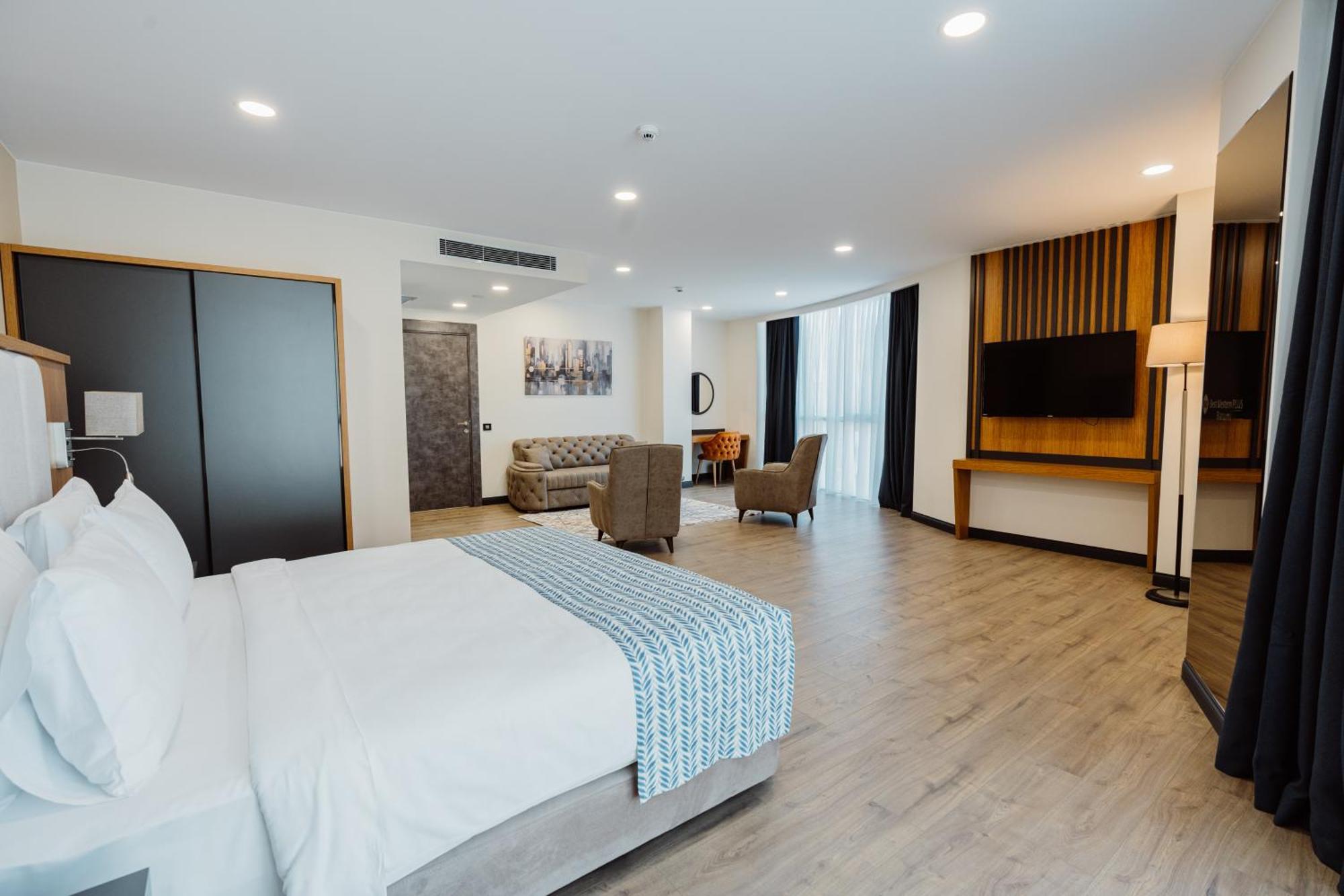 Best Western Plus Batumi Exterior foto